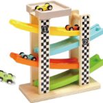 Los mejores juguetes con rampa para coches para regalar a tu hijo