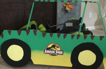 Guía de compras: Dinosaurio de cartón para decorar tu rampa de coche